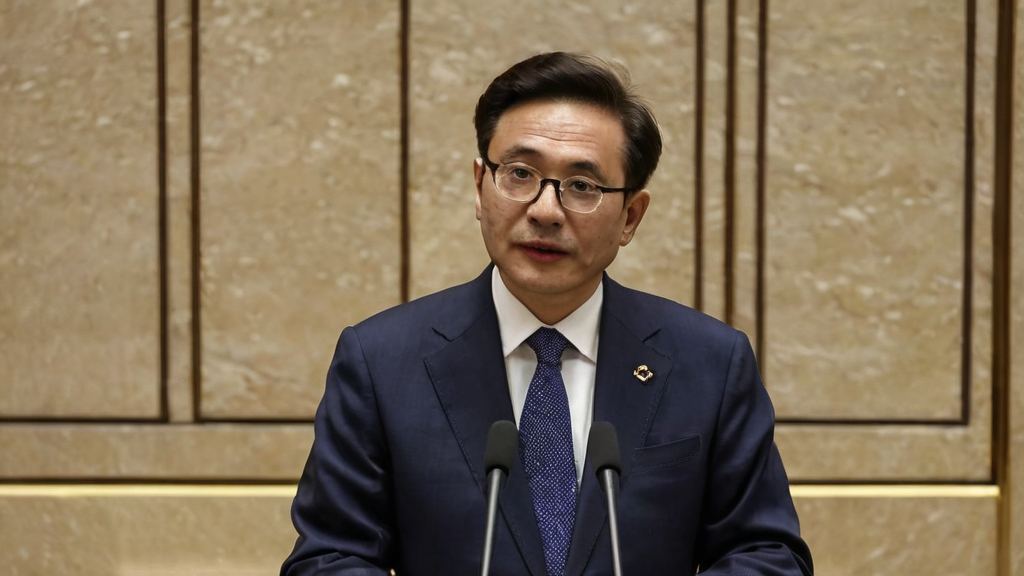 娱乐圈幕后人物频繁“耍大牌”引发粉丝和公众争议